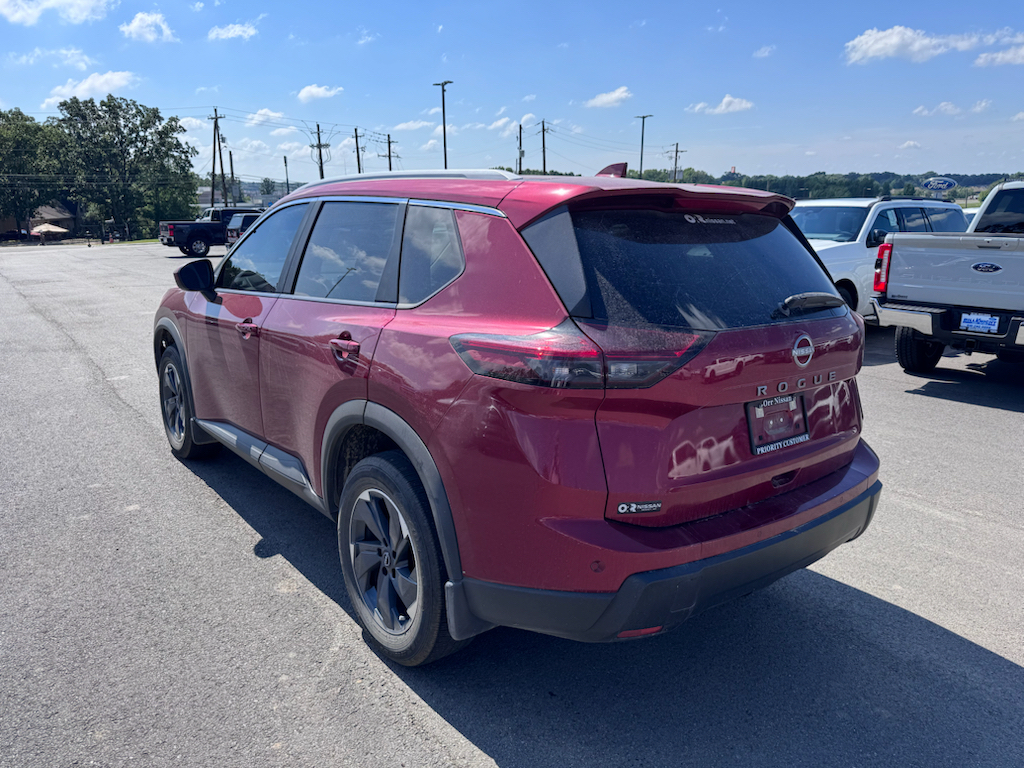 2026 Nissan Rogue SV photo 3