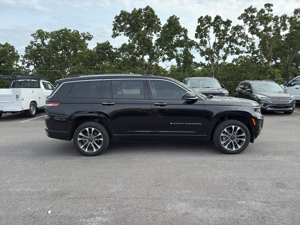 2023 Jeep Grand Cherokee L Overland photo 5