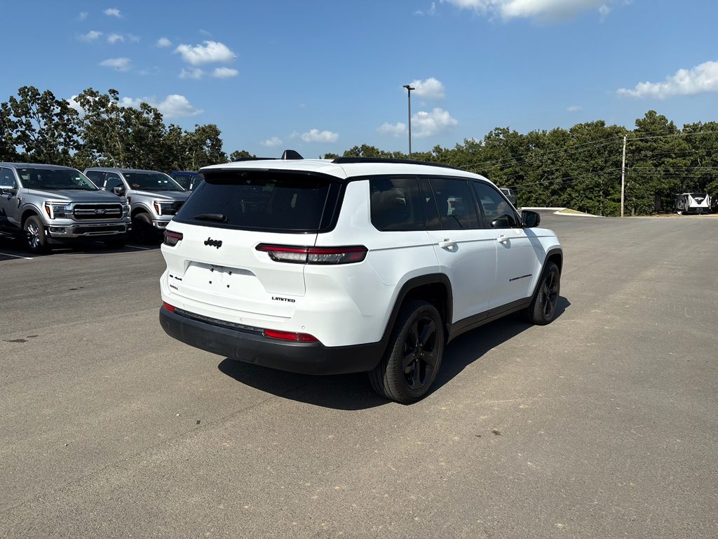 2023 Jeep Grand Cherokee L Limited photo 3