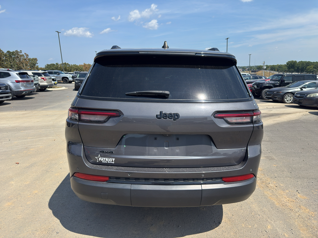 2023 Jeep Grand Cherokee L Altitude photo 6