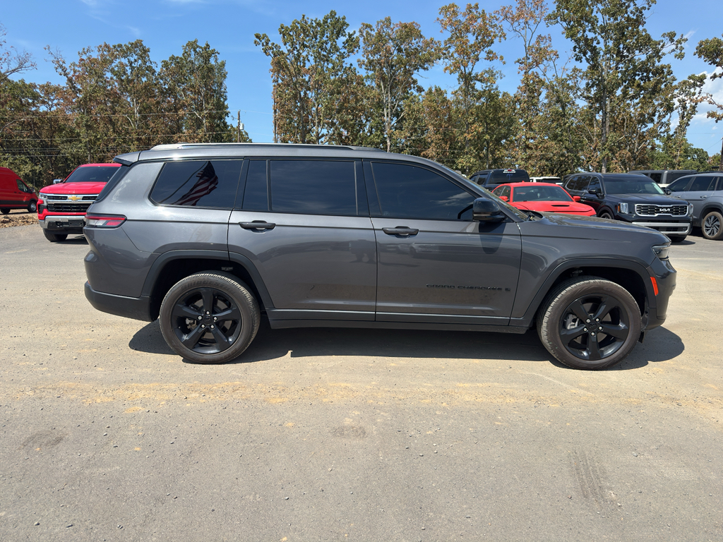2023 Jeep Grand Cherokee L Altitude photo 4