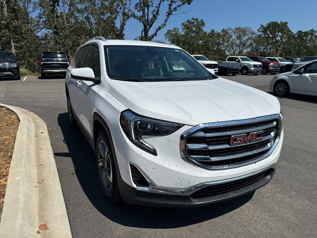 2020 GMC Terrain SLT photo 3