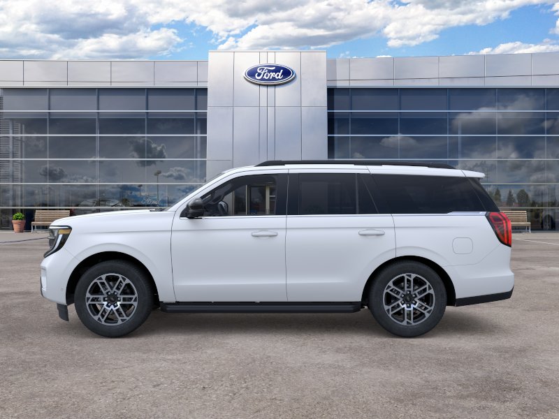 2026 Ford Expedition Active photo 3