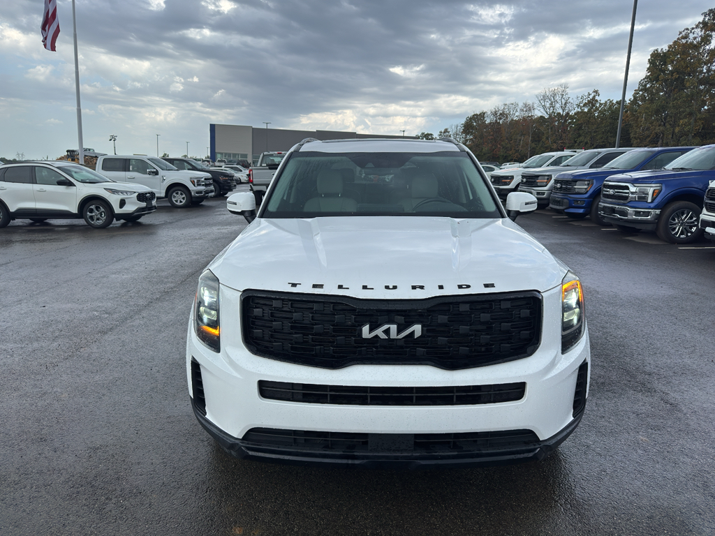 2022 Kia Telluride EX photo 2