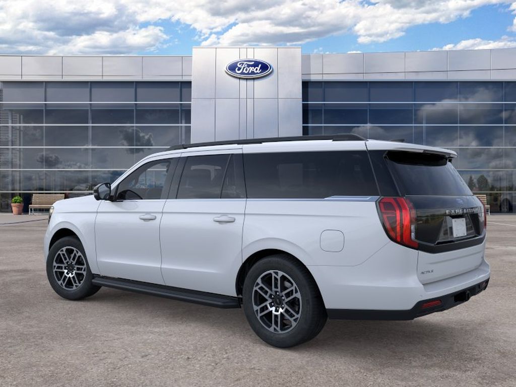 2026 Ford Expedition MAX Active photo 4