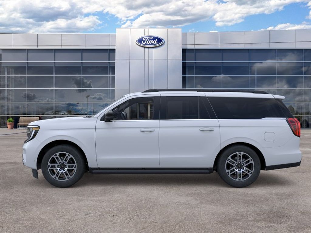 2026 Ford Expedition MAX Active photo 3