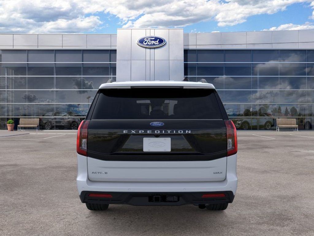 2026 Ford Expedition MAX Active photo 5