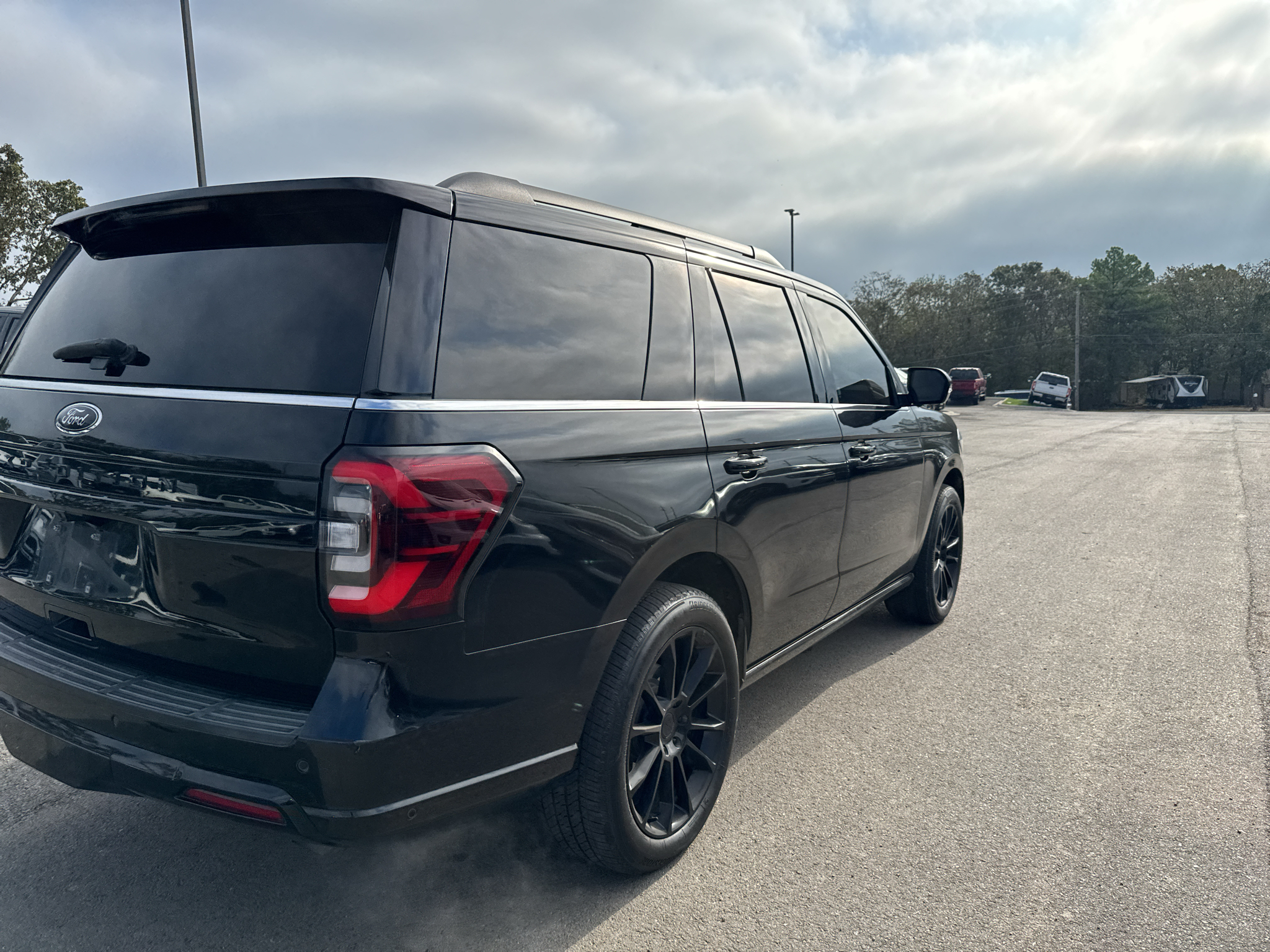 2022 Ford Expedition Limited photo 6