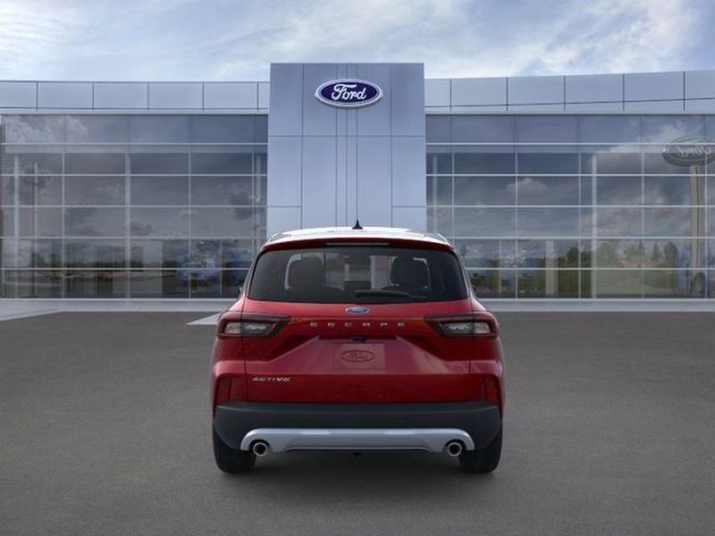 2026 Ford Escape Active photo 5