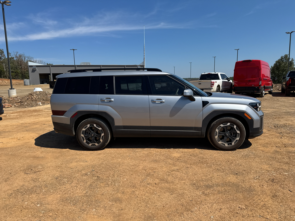 2025 Hyundai Santa Fe SEL photo 4