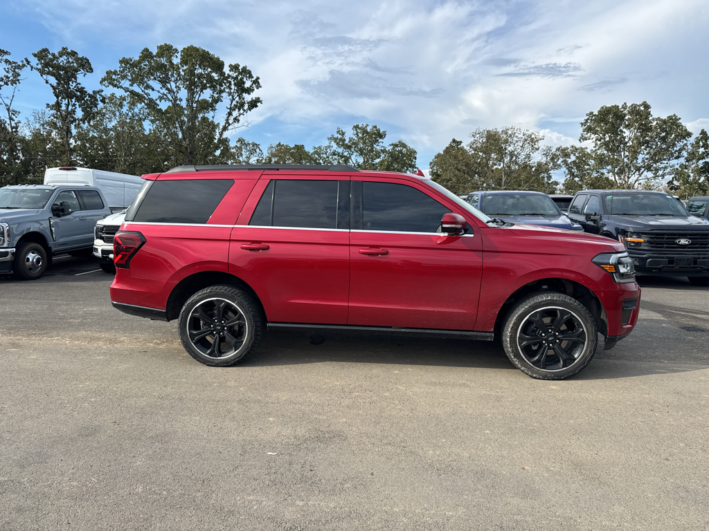 2022 Ford Expedition Limited photo 4