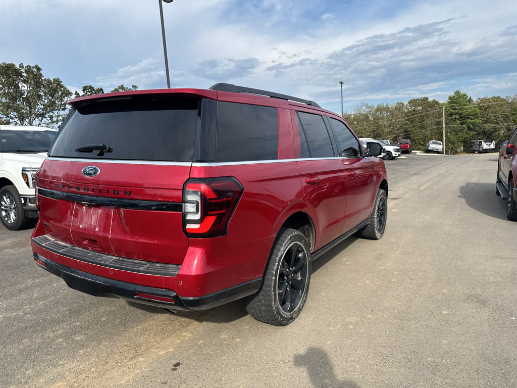 2022 Ford Expedition Limited photo 5