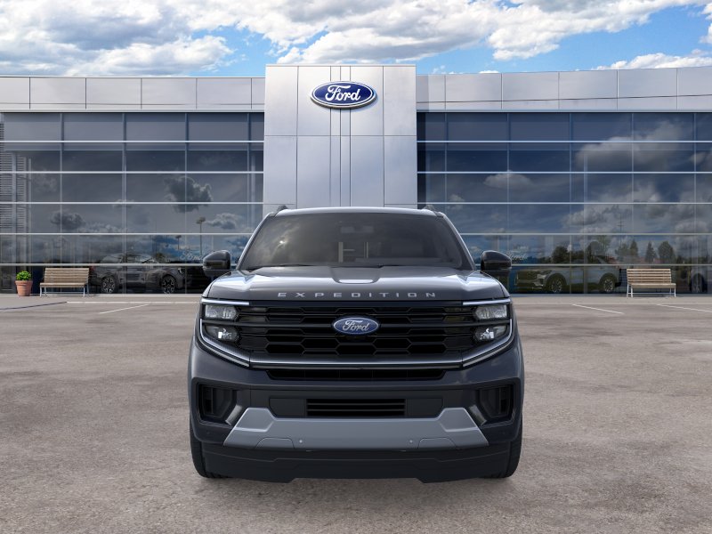 2026 Ford Expedition MAX Platinum photo 6