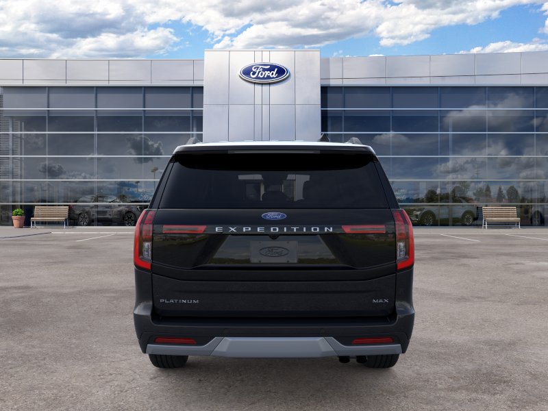 2026 Ford Expedition MAX Platinum photo 5