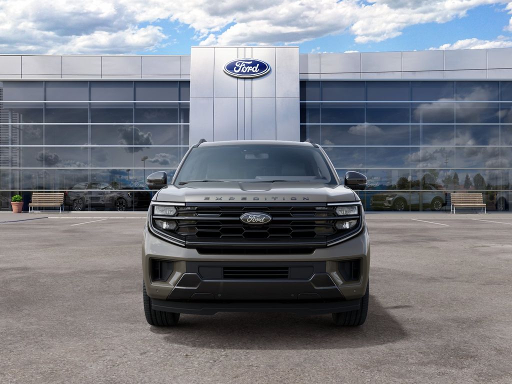 2027 Ford Expedition MAX Platinum photo 3