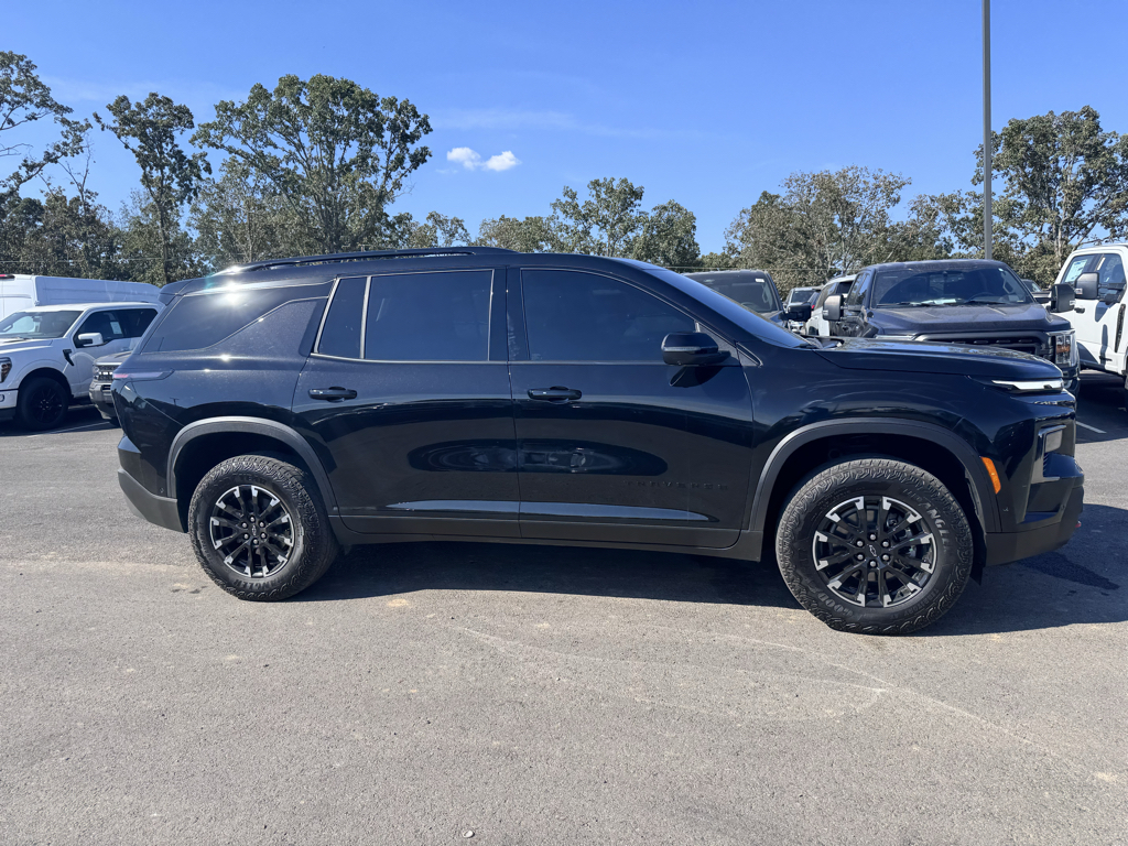 2025 Chevrolet Traverse AWD Z71 photo 5