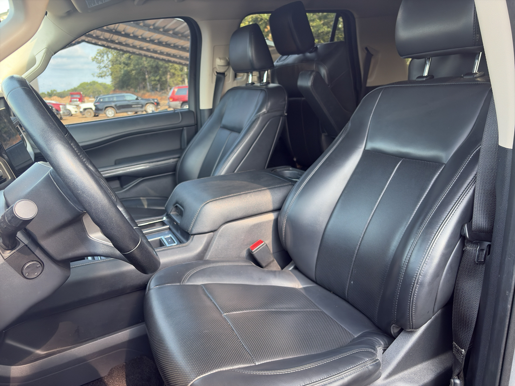 2022 Ford Expedition representative vehicle photo