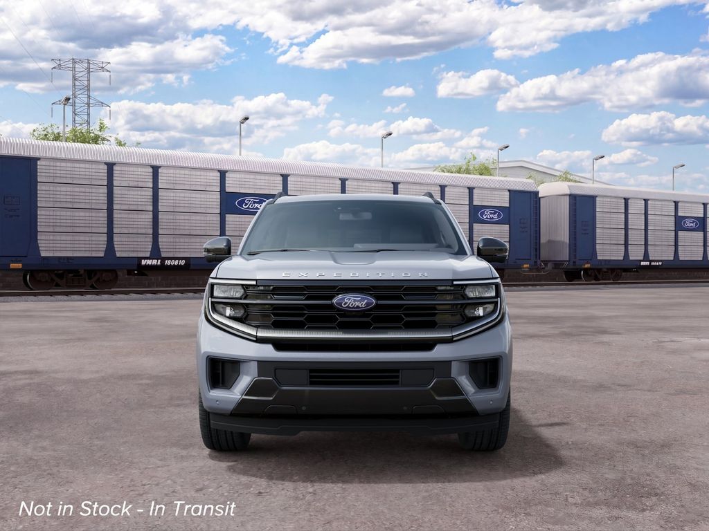 2027 Ford Expedition Platinum photo 3