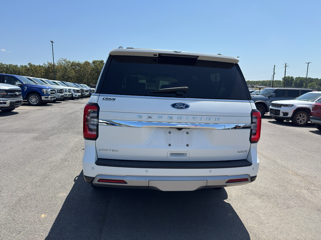 2023 Ford Expedition MAX Limited photo 6