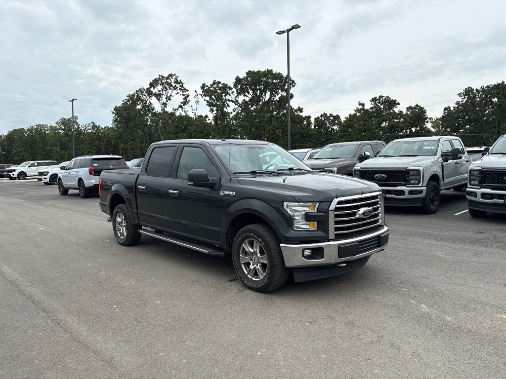 2017 Ford F-150 XLT photo 4