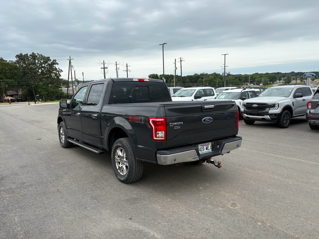 2017 Ford F-150 XLT photo 2