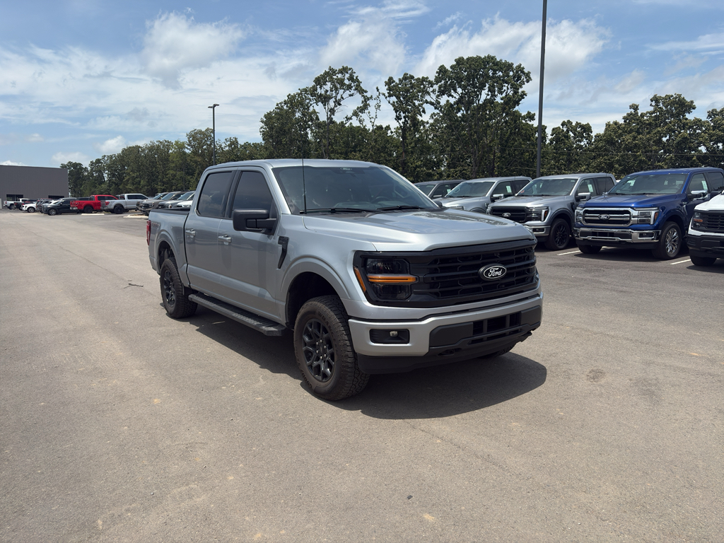 2026 Ford F-150 XLT photo 4