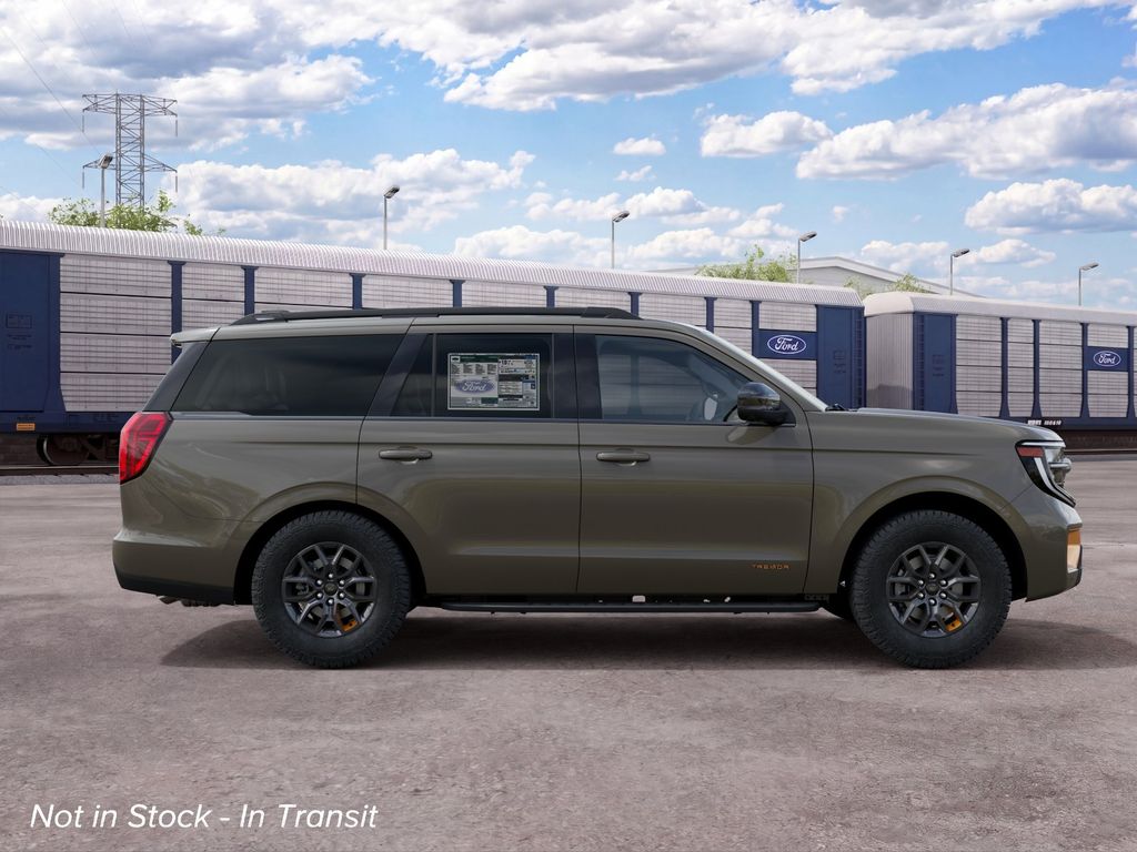2027 Ford Expedition Tremor photo 5
