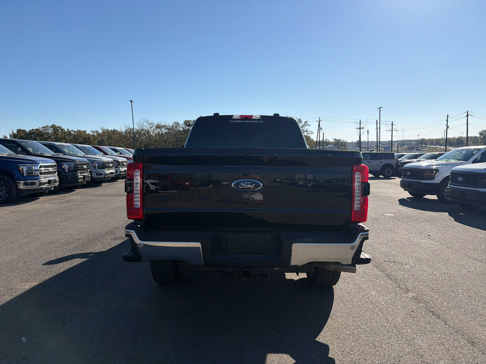 2025 Ford F-250 LARIAT photo 4