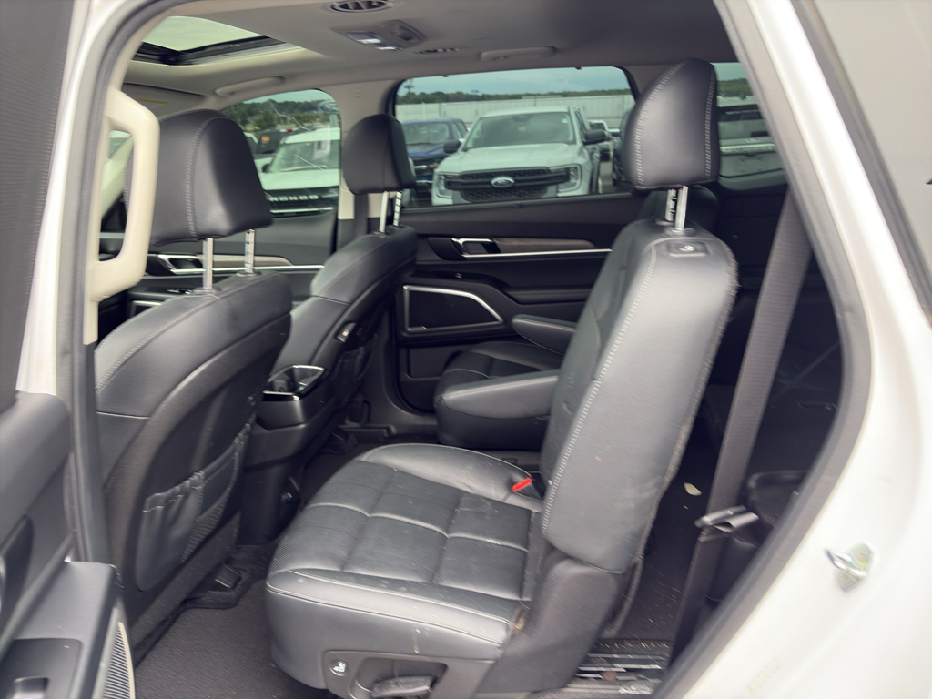 2022 Kia Telluride representative vehicle photo