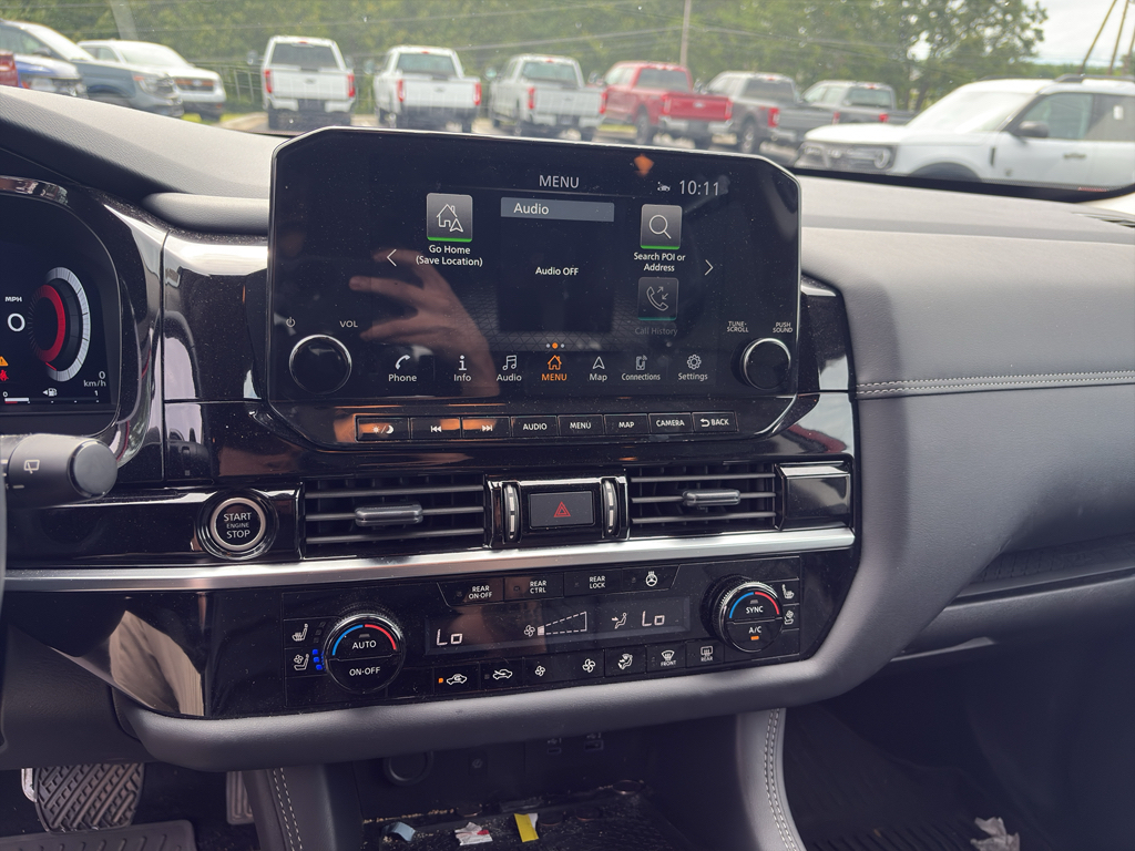 2024 Nissan Pathfinder representative vehicle photo