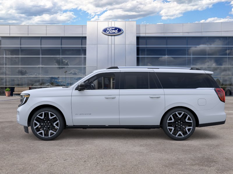 2026 Ford Expedition MAX Platinum photo 3