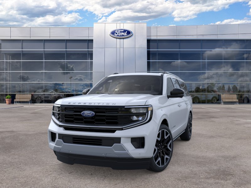 2026 Ford Expedition MAX Platinum photo 2