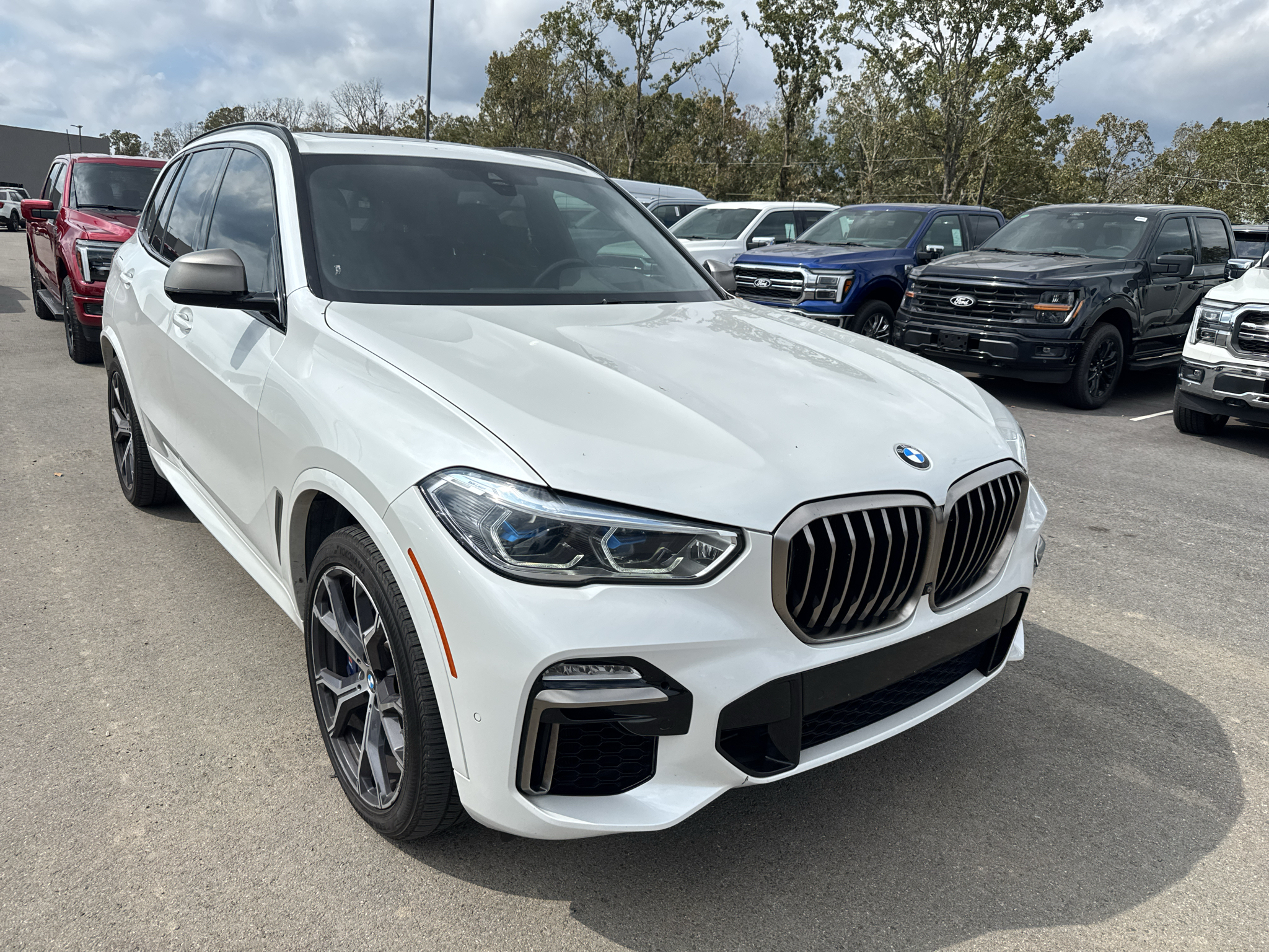 2020 BMW X5 M50i photo 3