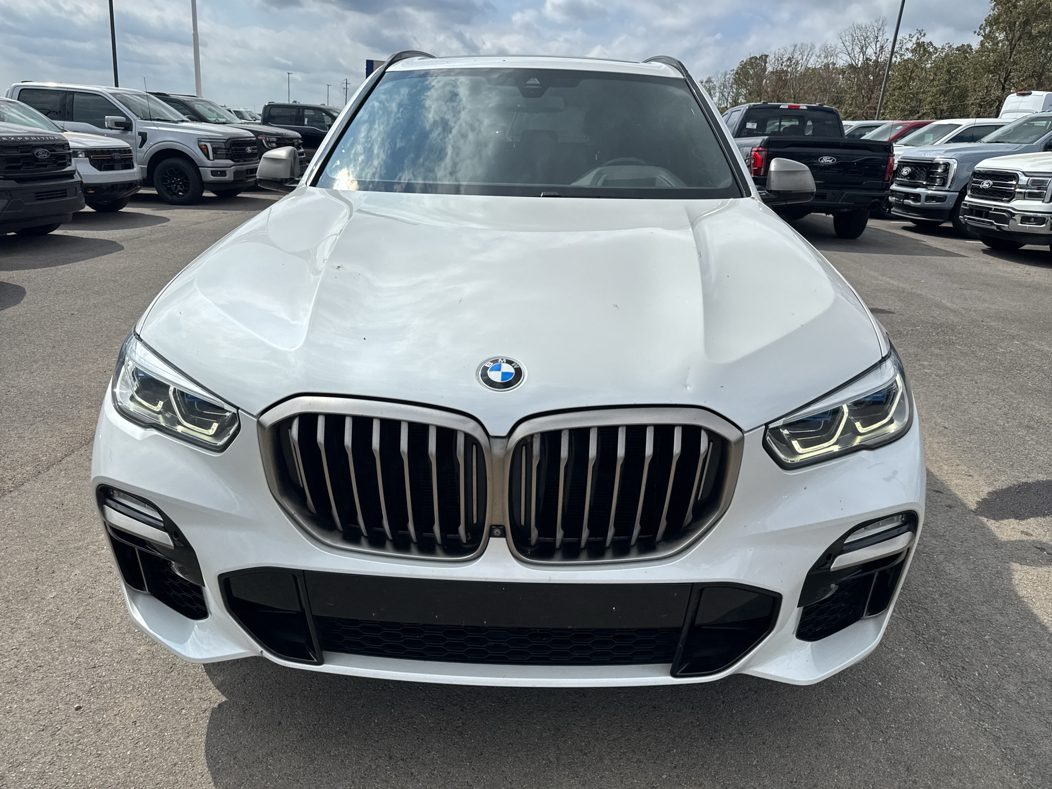 2020 BMW X5 M50i photo 2