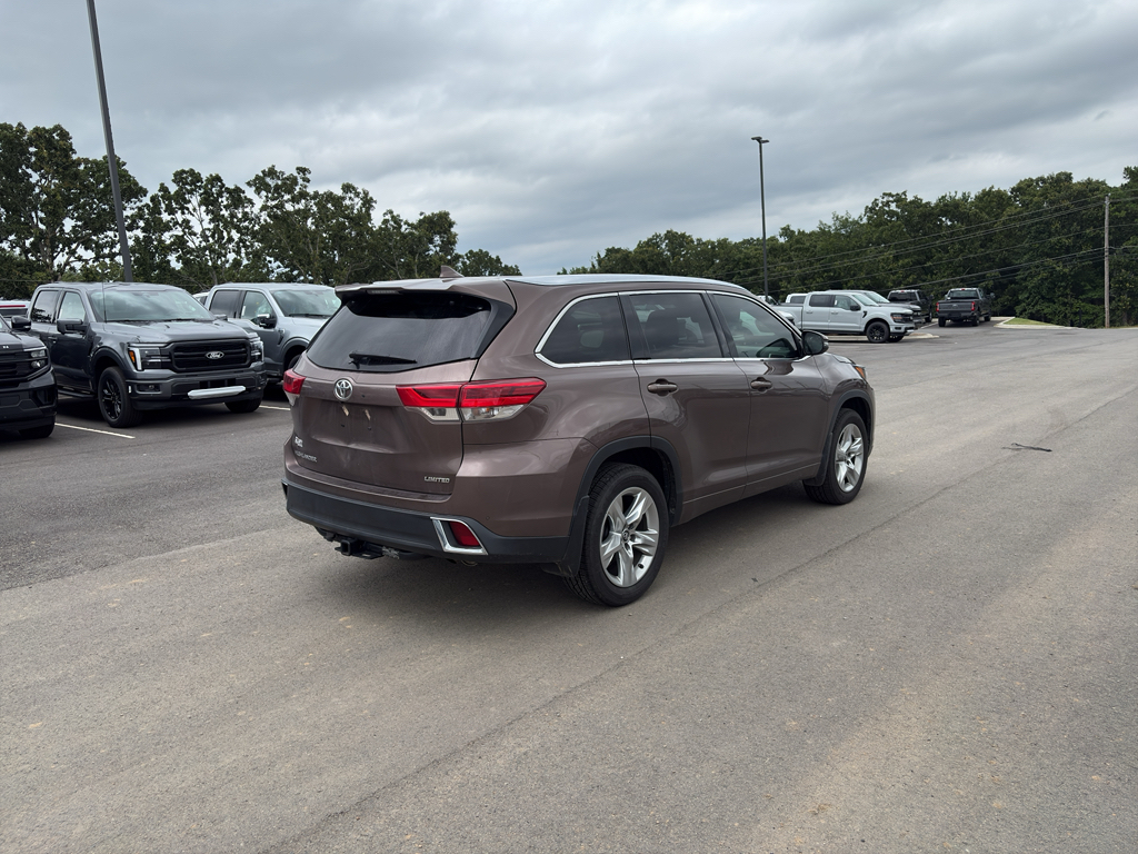 2019 Toyota Highlander Limited photo 3