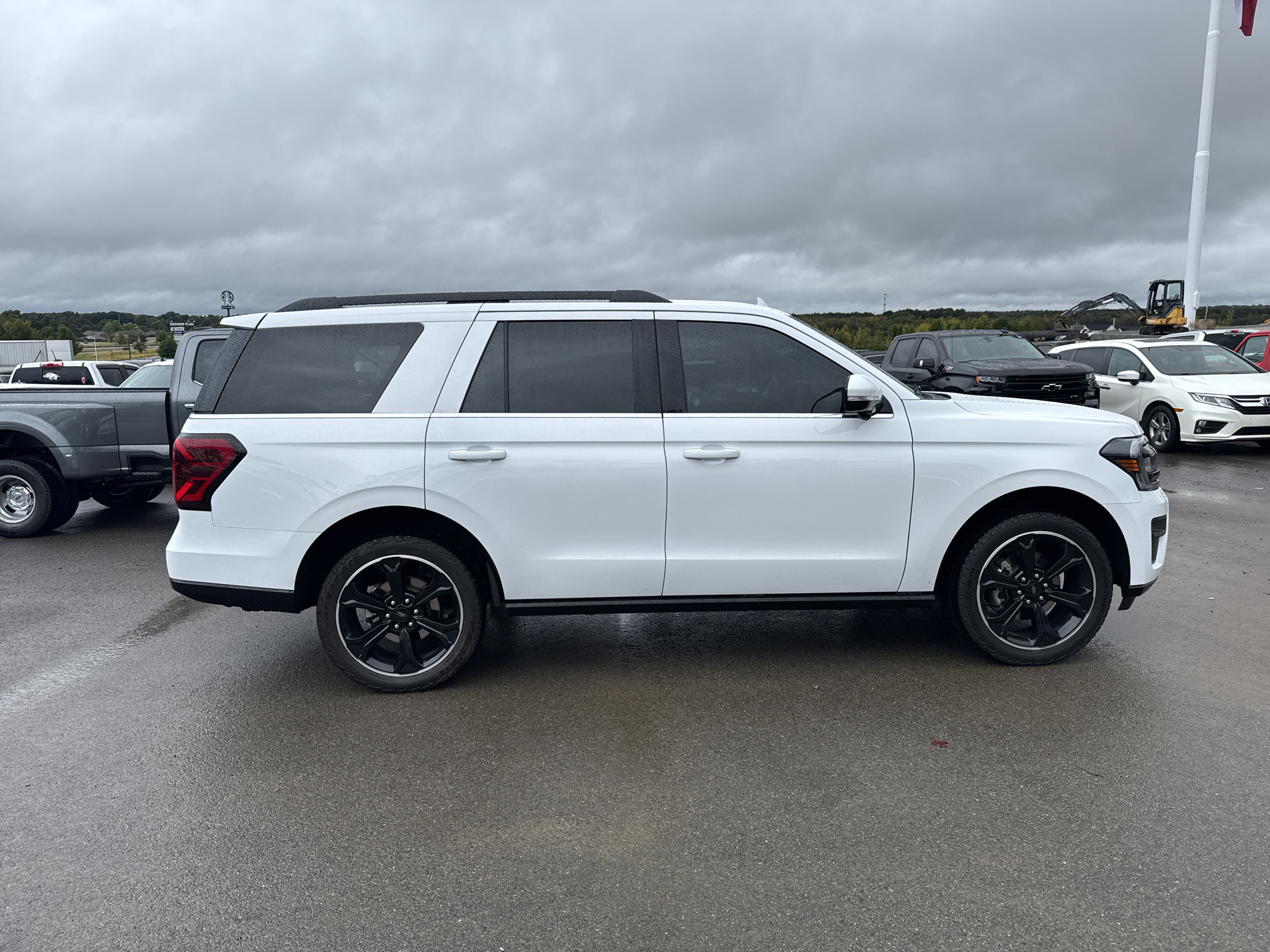 2023 Ford Expedition Limited photo 5