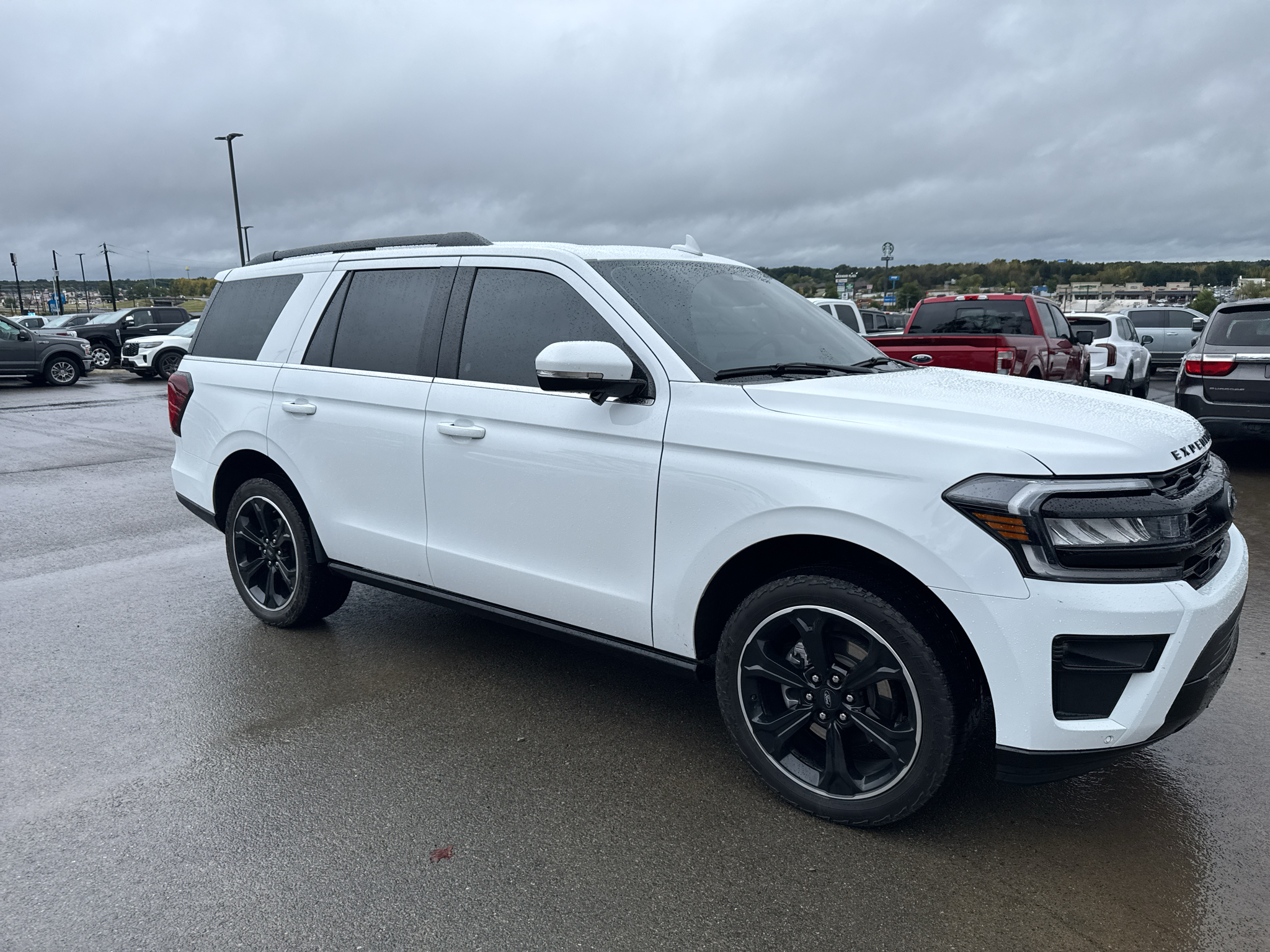 2023 Ford Expedition Limited photo 4