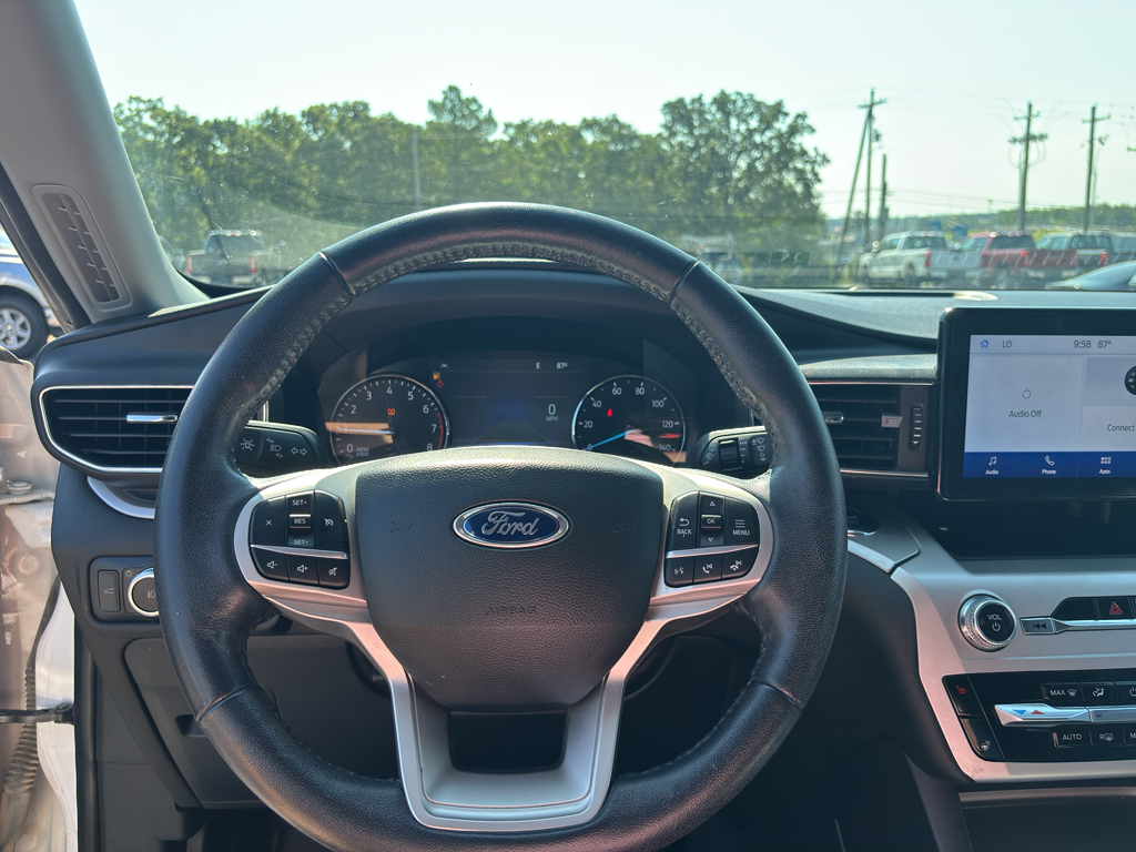 2022 Ford Explorer representative vehicle photo