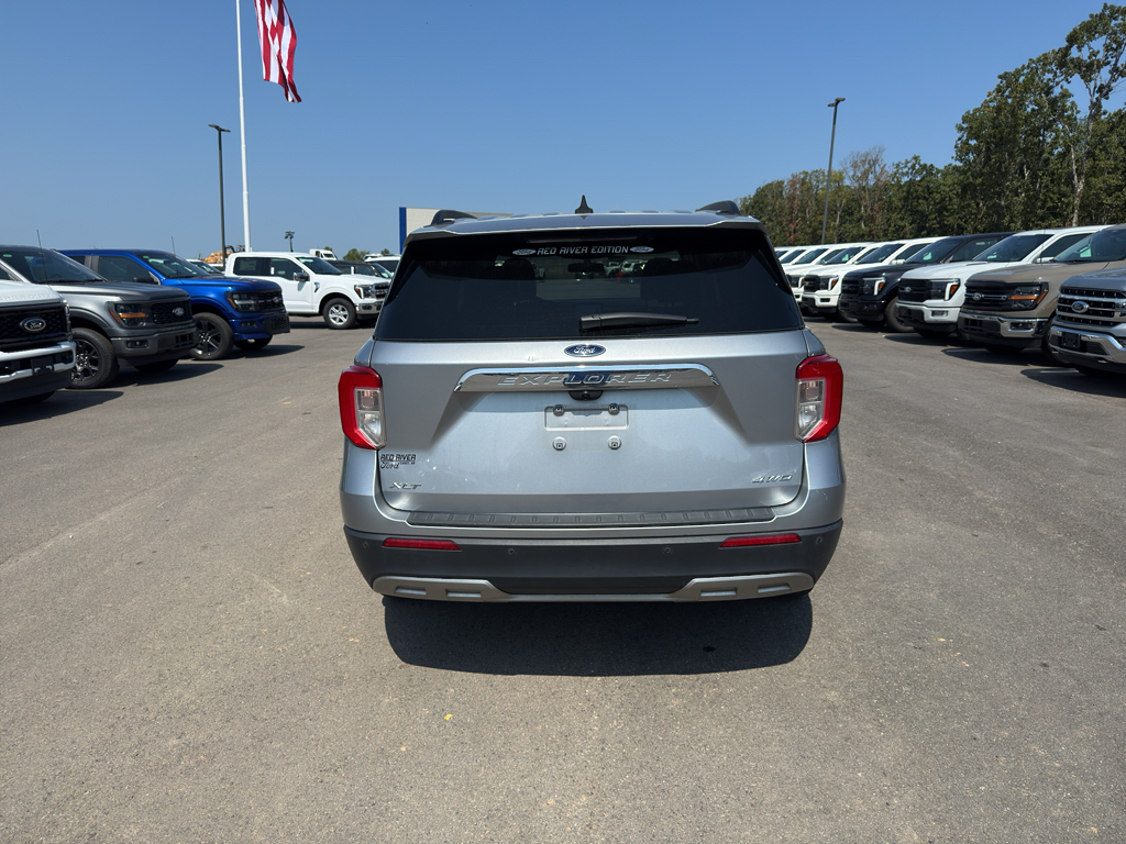 2022 Ford Explorer XLT photo 6