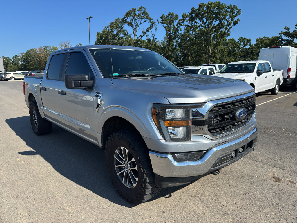 2023 Ford F-150 XLT photo 3