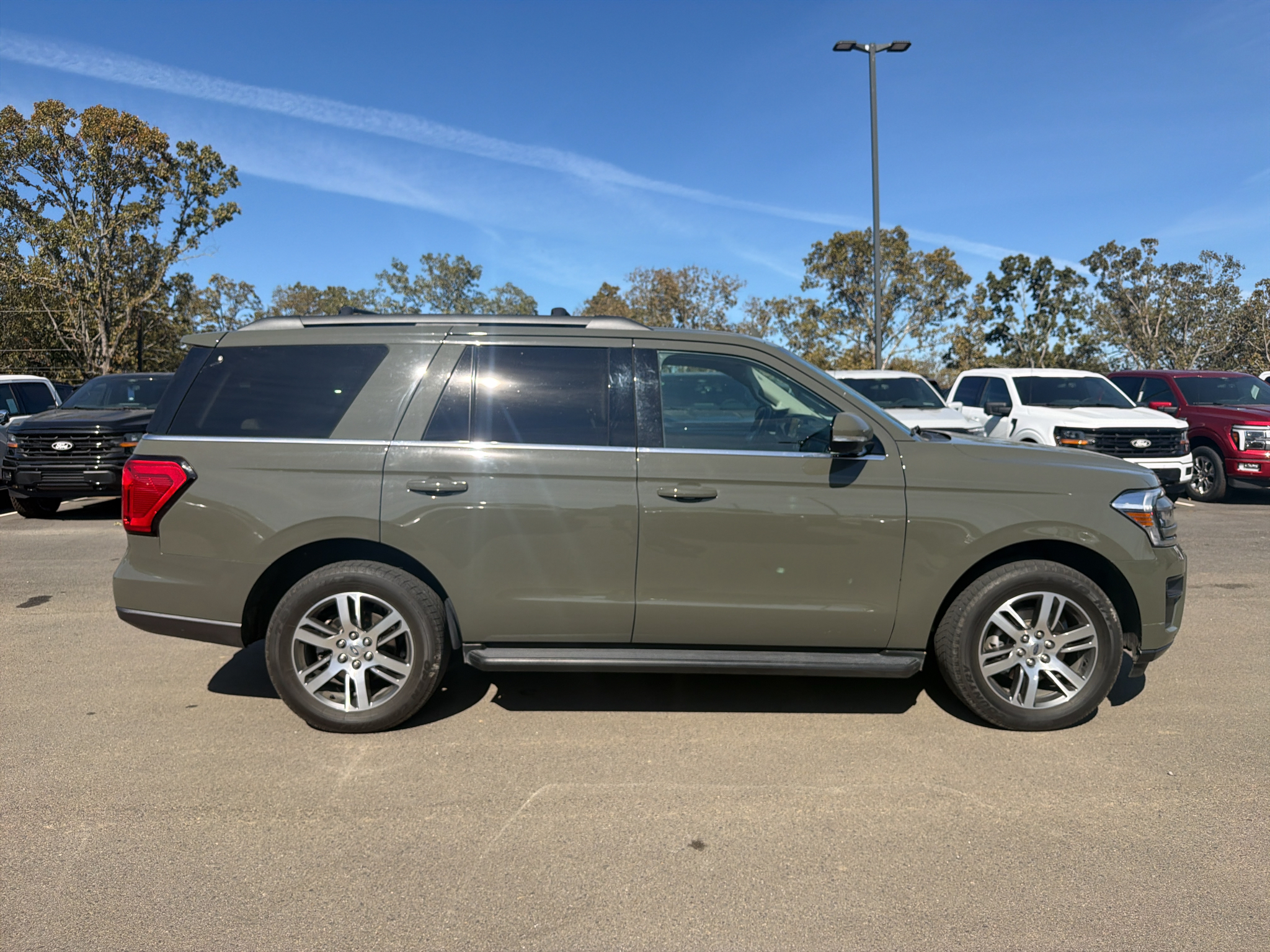2024 Ford Expedition XLT photo 6