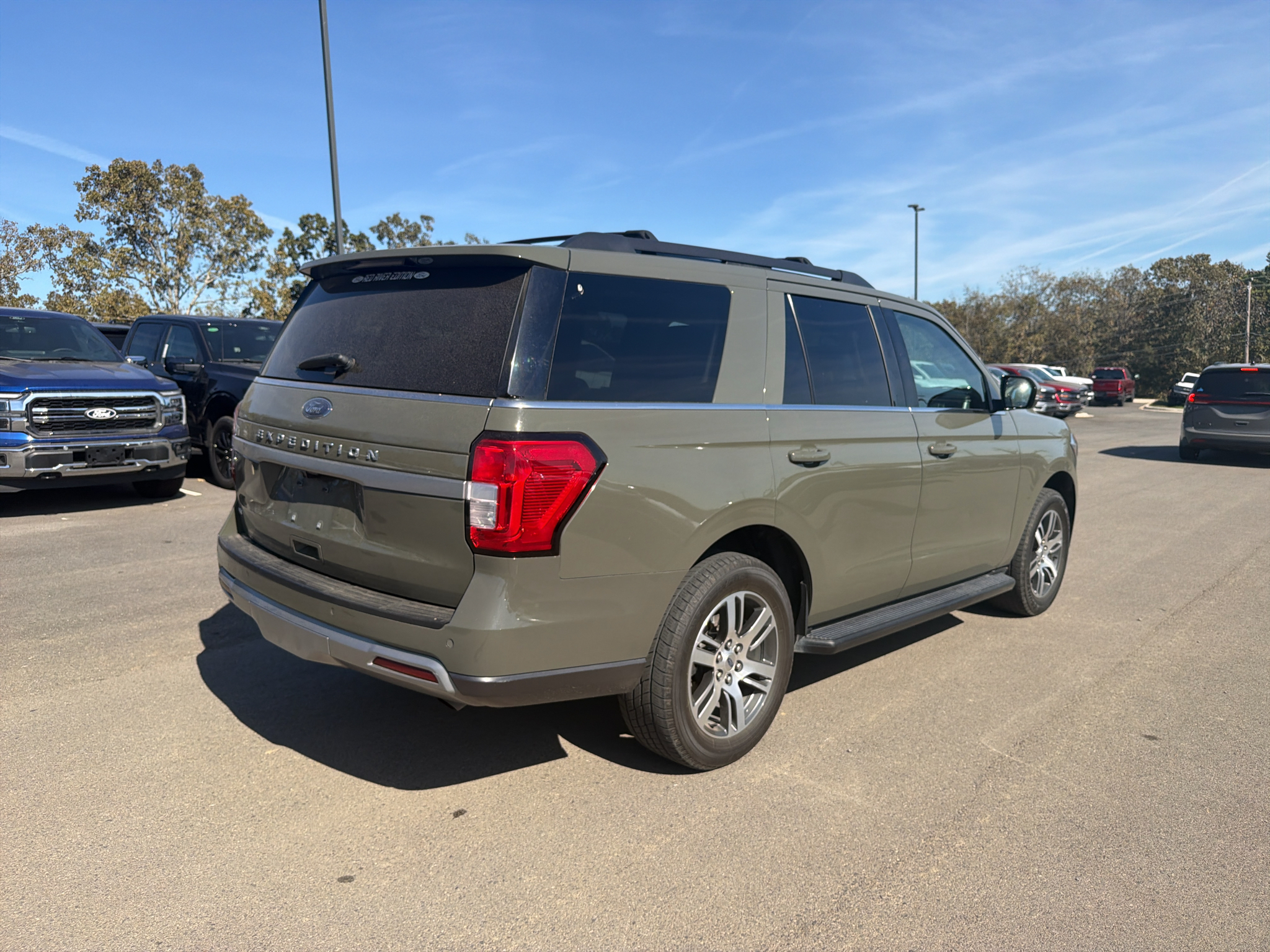 2024 Ford Expedition XLT photo 5
