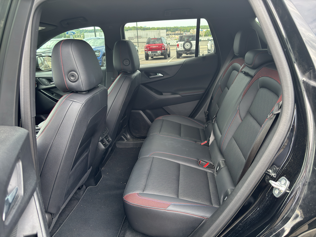 2025 Chevrolet Equinox representative vehicle photo