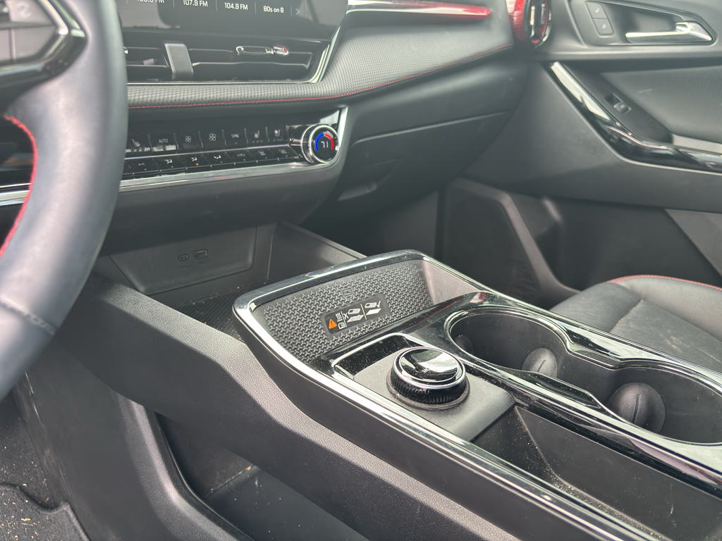 2025 Chevrolet Equinox representative vehicle photo