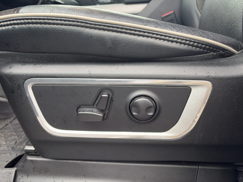 2023 Ram 1500 representative vehicle photo
