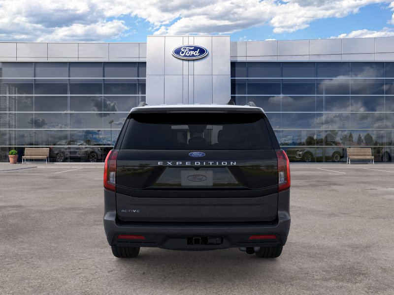 2026 Ford Expedition Active photo 5