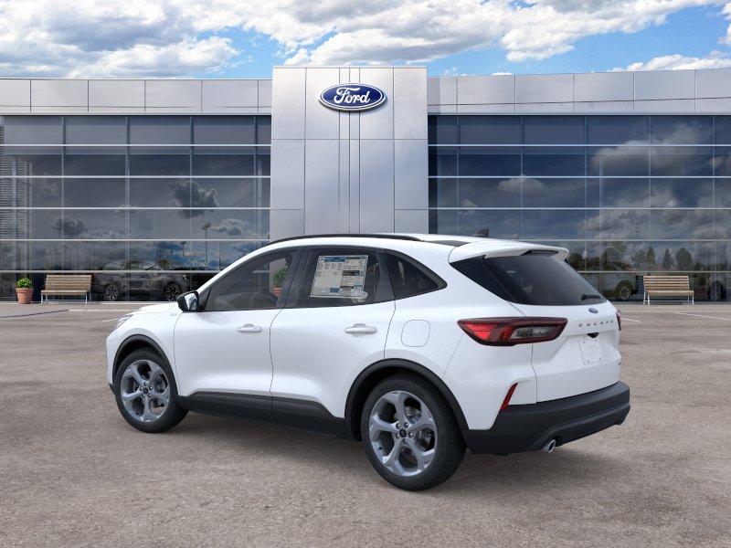 2026 Ford Escape ST-Line photo 4
