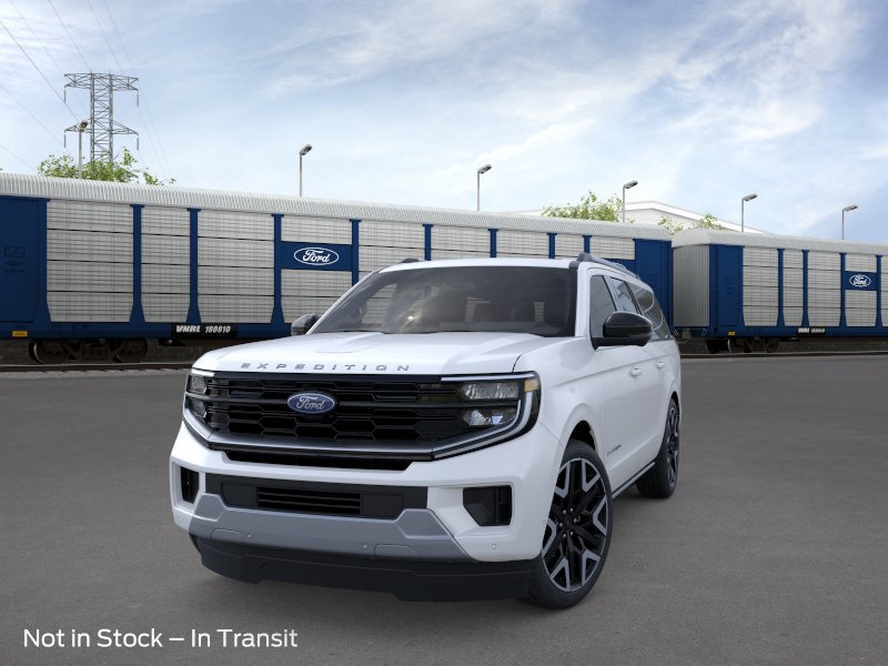 2026 Ford Expedition MAX Platinum photo 2