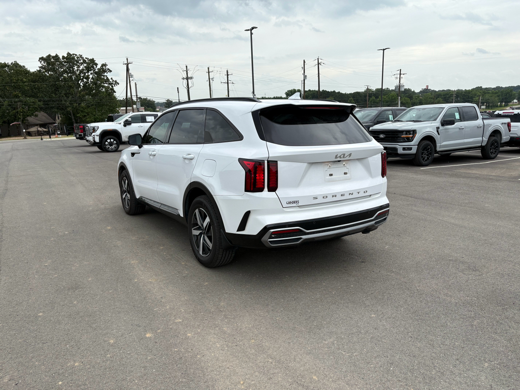 2022 Kia Sorento EX photo 2