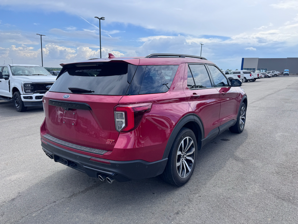 2020 Ford Explorer ST photo 4